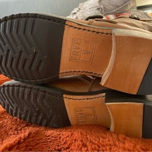 Women FRYE boots 7.5 with tags